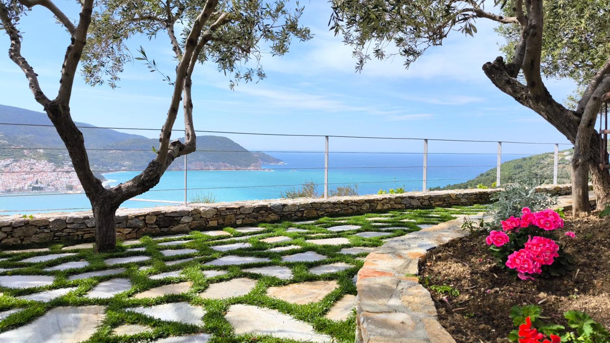 Villa Nina Skopelos- Private Pool - Magnificent Views Exterior foto